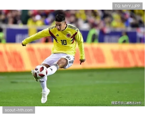 世界杯新星表现稳健，年轻球员持续提升备受期待