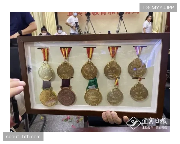 邹敬园家里衣柜塞满冠军奖牌，洗衣液都用金牌味的？