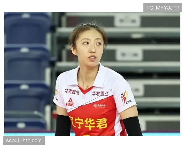 丁霞训练完直接拎爱马仕去夜市撸串